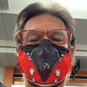 Meet your Posher, Thomas